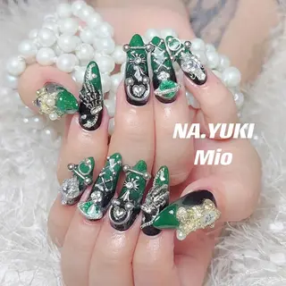 ネイル キッズ ロング マツエク・マツパ 🦋 Queenieのネイルデザイン