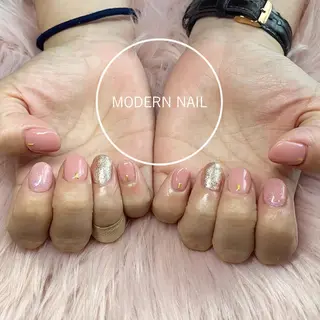 ネイル 小川 玲奈のネイルデザイン