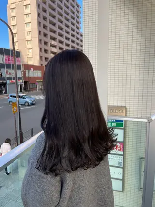 ロング カラー 立川・くびれミディ 旬なデザインカラーのヘアスタイル