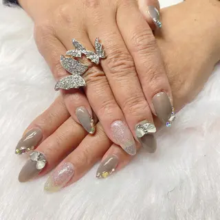 ネイル INF ネイルサロンのネイルデザイン