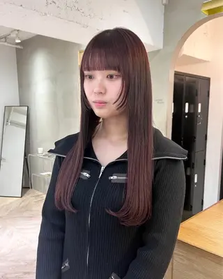 ロング カラー レイヤーカット🐩 透明感カラー モカのヘアスタイル