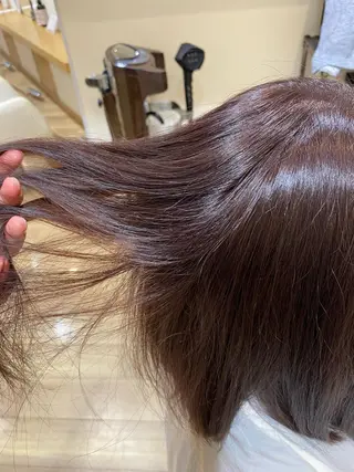 ミディアム カラー 斎藤 愛菜のヘアスタイル