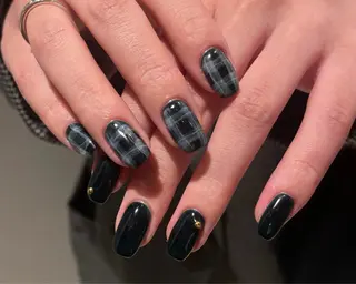 ネイル 花岡 美沙子のネイルデザイン