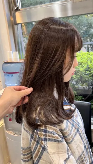 ロング メンズバレイヤージュ 斉藤春のヘアスタイル