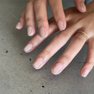 ネイル miele【ミエレ】 シンプル一癖のネイルデザイン