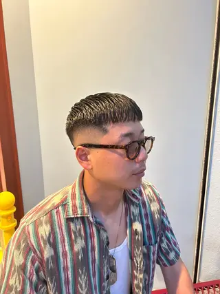 ショート LOSOME CUT WORKS所属・鈴木 航のヘアスタイル