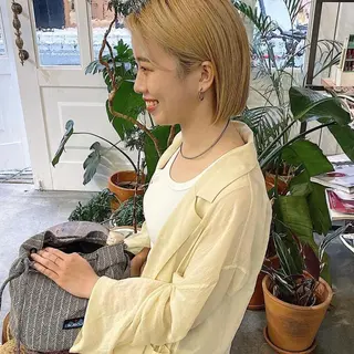 ショート カラー デザインカラー🥂 YUKAのヘアスタイル