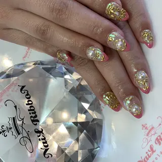 ネイル ネイルリボン 受付スタッフのネイルデザイン