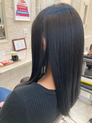 セミロング 【shanti】 伊藤奈生のヘアスタイル