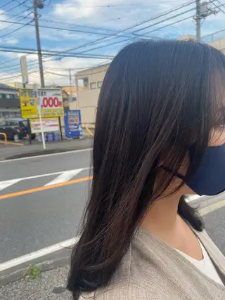 カラー 萩原 あんのヘアスタイル