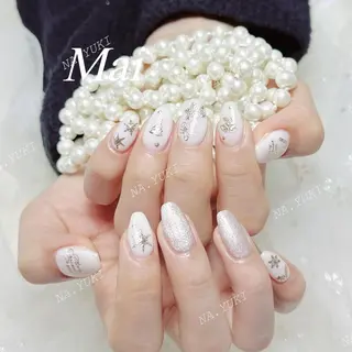 ネイル 🌷 Mooning 🌷のネイルデザイン