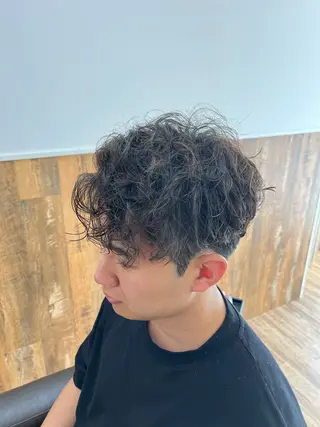 メンズ 鬼松沙弥 ❤︎メンズパーマのヘアスタイル