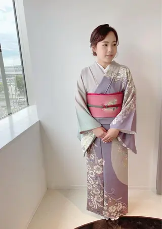 ミディアム ヘアアレンジ GRANLUSSO 〜グランルッソ駅前店所属・木口 嘉美のヘアスタイル