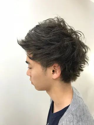 ショート カラー メンズ ブリーチカラー/ 岩破瑞希のヘアスタイル