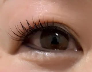 マツエク・マツパ aura.所属・福島 なつみのマツエク・マツパデザイン