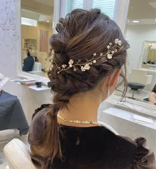 セミロング カラー ヘアアレンジ マツエク・マツパ アイブロウ Noah's　Ark所属・透明感カラー🫧ヘア セット🫧松本菜月の眉毛・アイブロウイメージ