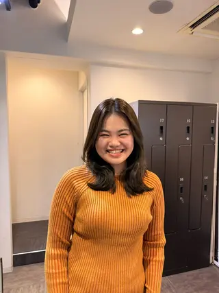 ミディアム レイヤー/艶カラー ROKUのヘアスタイル