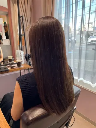 ロング 作野 潮織のヘアスタイル