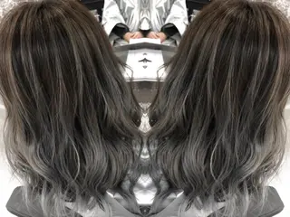 セミロング カラー NEO Beauty Salon所属・𝐍𝐄𝐎 𝐉𝐔𝐑𝐈のネイルデザイン