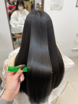 ロング カラー SOYON なんば店所属・水島 真彩のヘアスタイル