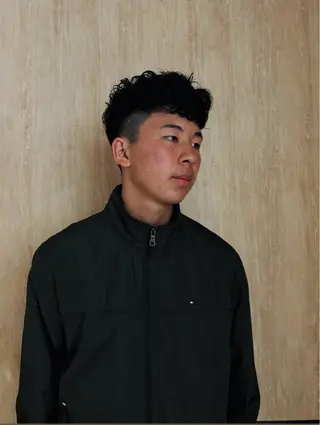 ショート メンズ Men's特化✂️ カンタロウ   横浜の眉毛・アイブロウイメージ