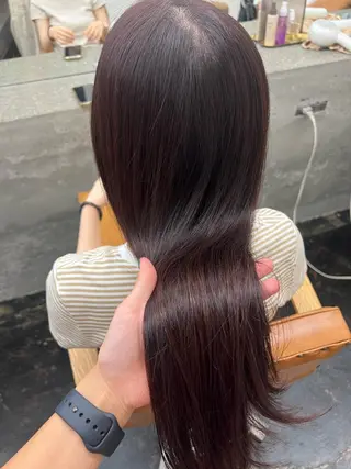 セミロング カラー Garland 表参道所属・ミディアムレイヤー/ 艶カラー🎀　emiのヘアスタイル