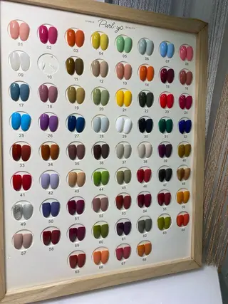 ネイル Nikoネイルサロン中野店所属・merci リカのネイルデザイン