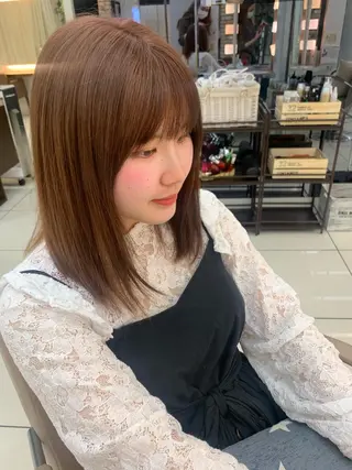 セミロング カラー ママ美容師まつげ 🤍まき🤍のマツエク・マツパデザイン