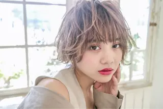 ショート カラー パーマ ヘアアレンジ JYUNESU表参道所属・似合わせhair🔸 アサダ　タカコ🔸のヘアスタイル