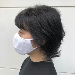 ショート カラー カトウ ユウカのヘアスタイル