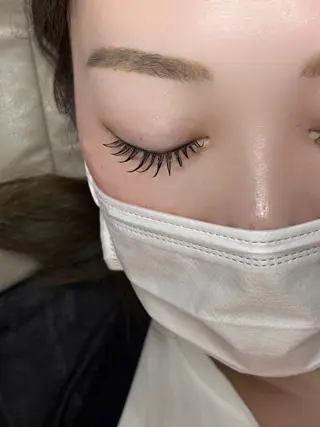 マツエク・マツパ WHITE所属・Luna WHITEのマツエク・マツパデザイン