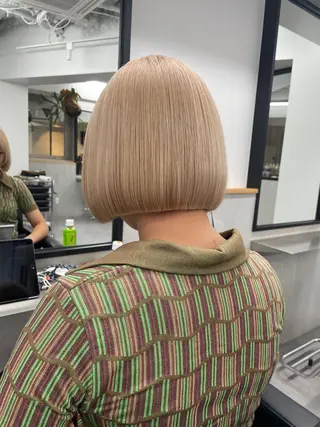 ミディアム カラー laff 新宿所属・ボブ/ケアパーマ/ レイヤー/縮毛矯正のヘアスタイル