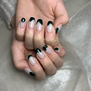 ネイル repos~ルポ~所属・里見 麗のネイルデザイン