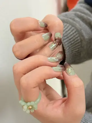 ネイル she saw me / shokoのネイルデザイン