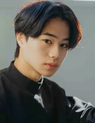 ショート 秋山 大樹のヘアスタイル