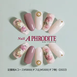 ネイル Nail  Aphroditeのネイルデザイン