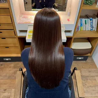 セミロング afloatkobe所属・美髪/髪質改善 川口凌弥のヘアスタイル