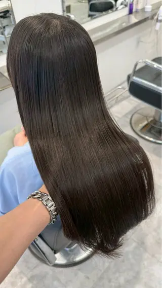 ロング カラー ParveMix 岡本えりかのヘアスタイル