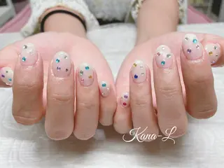 カラー ネイル 芦辺 香奈のネイルデザイン