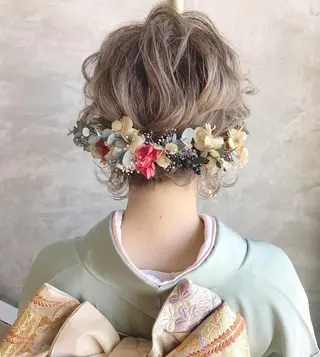 ミディアム カラー パーマ ヘアアレンジ メンズ キッズ ネイル マツエク・マツパ モリモト サナのヘアスタイル