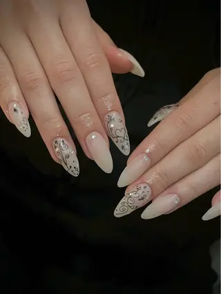 ネイル SoLuna 【ソルナ】のネイルデザイン