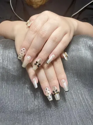 ネイル ENsalon AKIRAのネイルデザイン