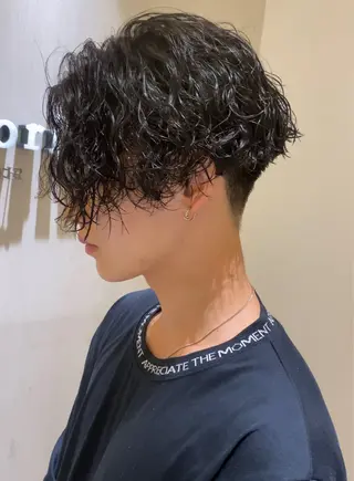 ショート 新宿/韓国レイヤー/ 顔まわり/メンズヘアのヘアスタイル