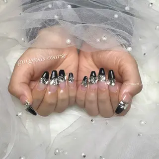 ネイル EmaNail+KIHAKUYA所属・EmaNail瓢箪山 🌼Mihiroのネイルデザイン