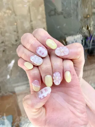 ネイル Nest 平出のネイルデザイン