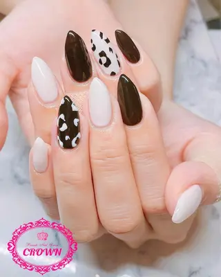ネイル CROWN プライベートサロンのネイルデザイン