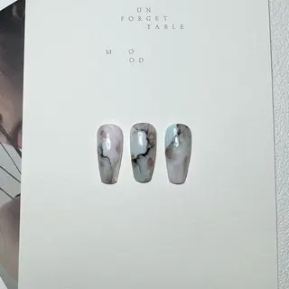 ネイル 吉岡 萌花のネイルデザイン