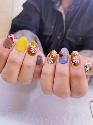 ネイル arm in arm ︎✿Yamamotoのマツエク・マツパデザイン