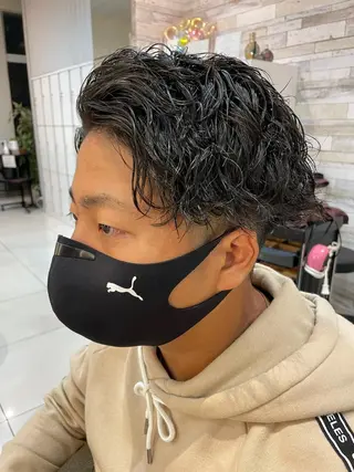 パーマ メンズ ザクザクレイヤー 🍀/ブリーチ/小田のヘアスタイル