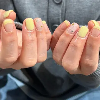 ネイル パラジェルサロン 大人女性が通うサロンのネイルデザイン